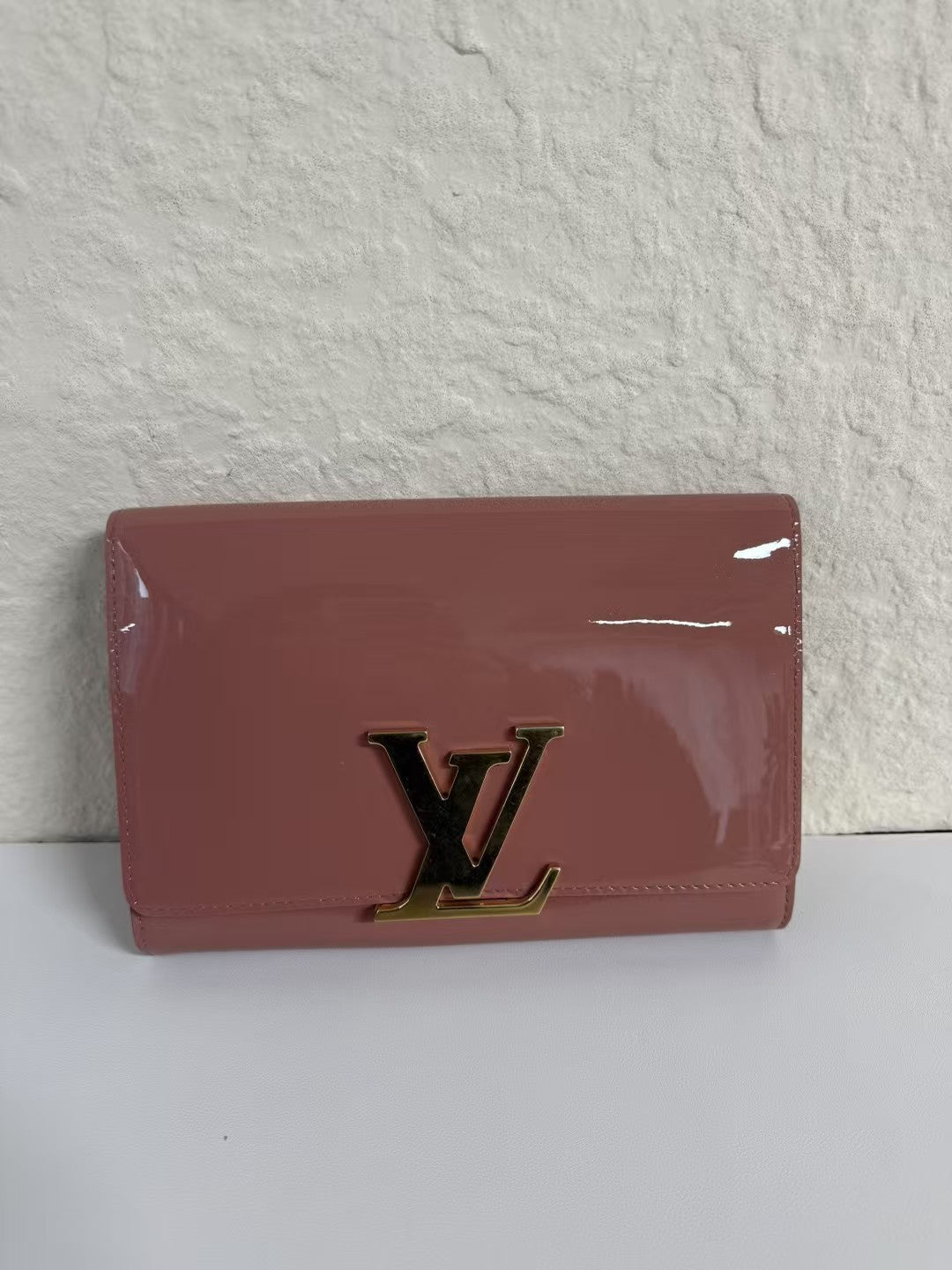 Louis Vuitton Louise Pink Vernis Patent Leather Wallet