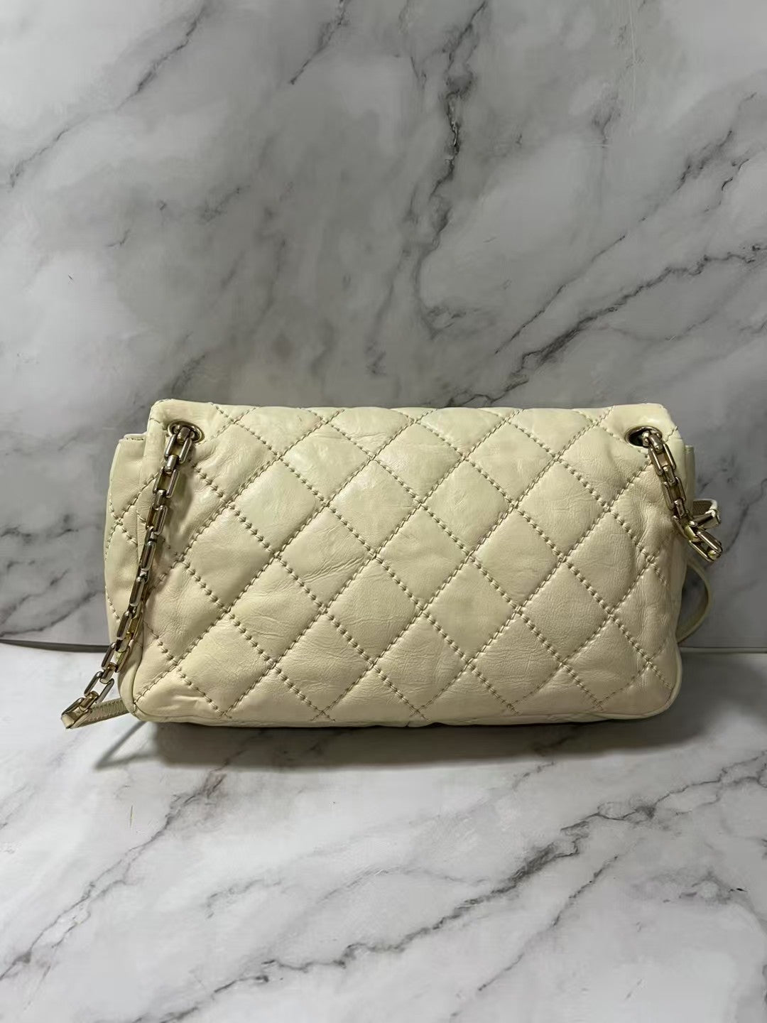 Chanel Airport Double Pocket White Quilted Calfskin Shoulder Bag