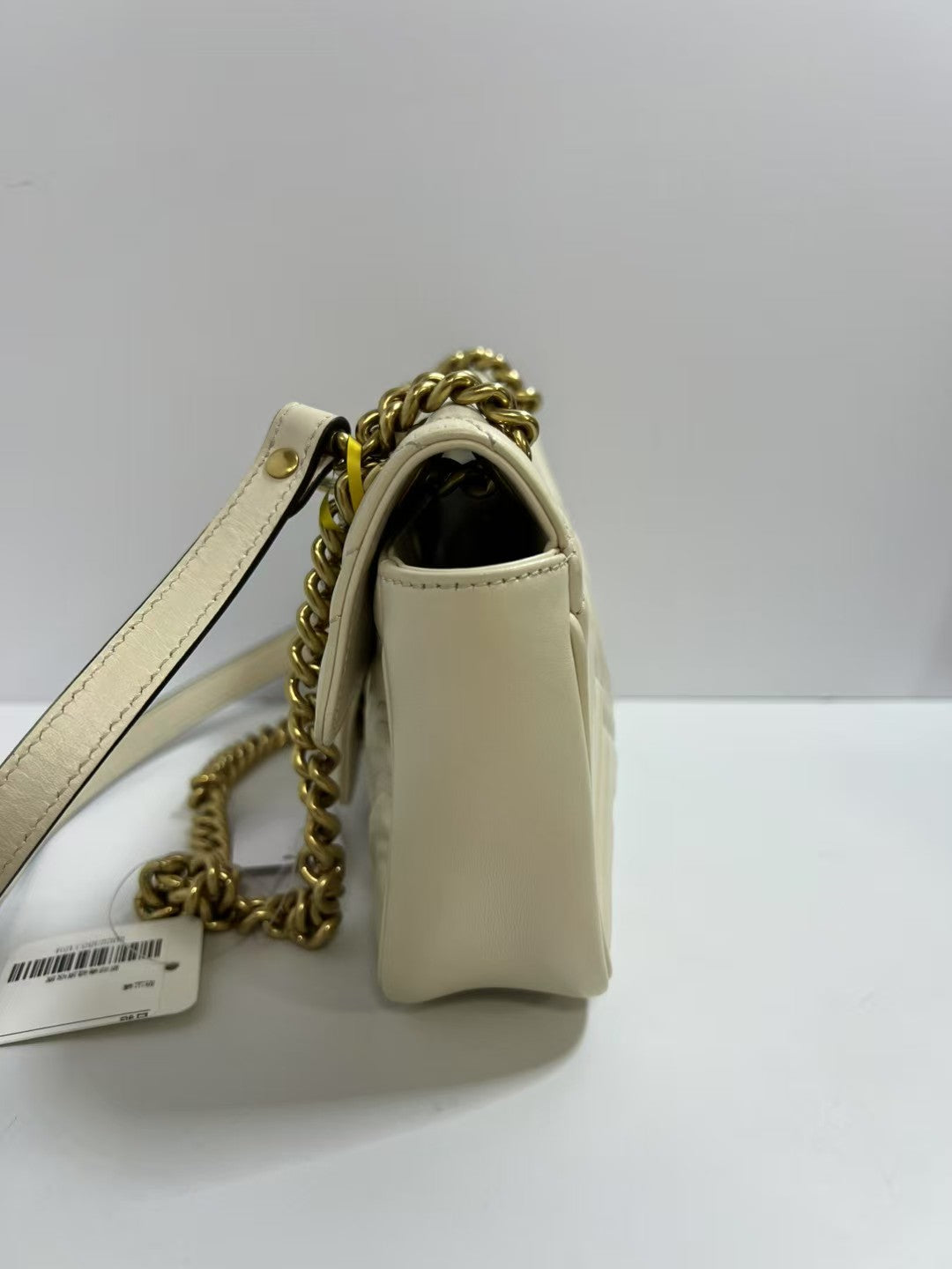 Gucci GG Marmont White Leather Chevron-Quilted Shoulder Bag