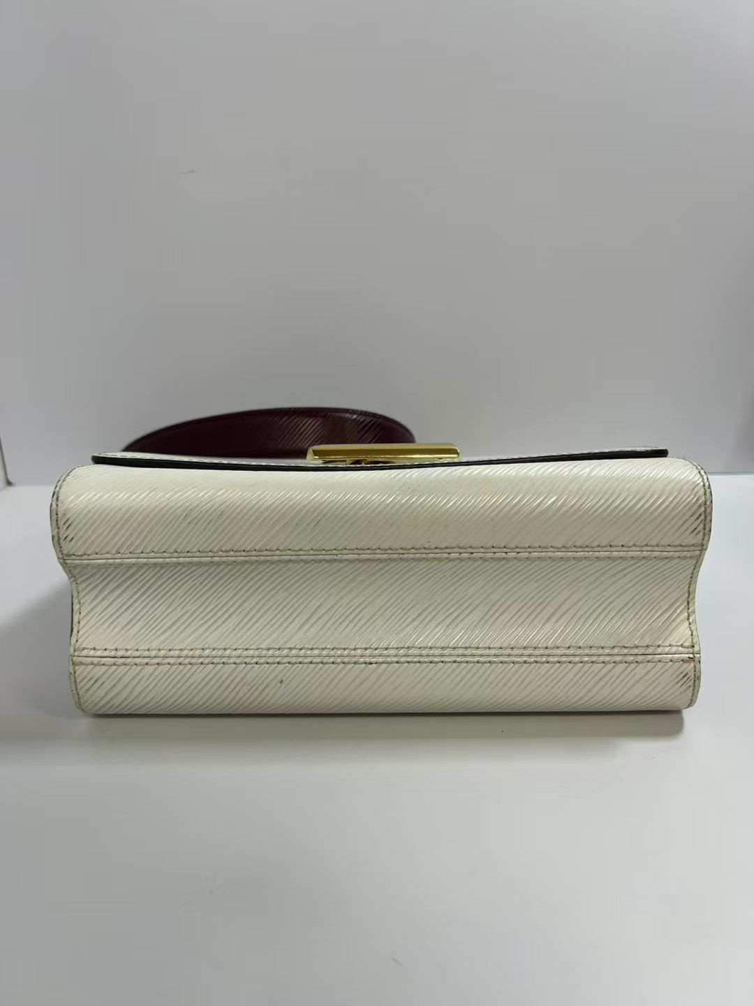 Louis Vuitton Twist MM White & Burgundy Epi Leather Chain Bag