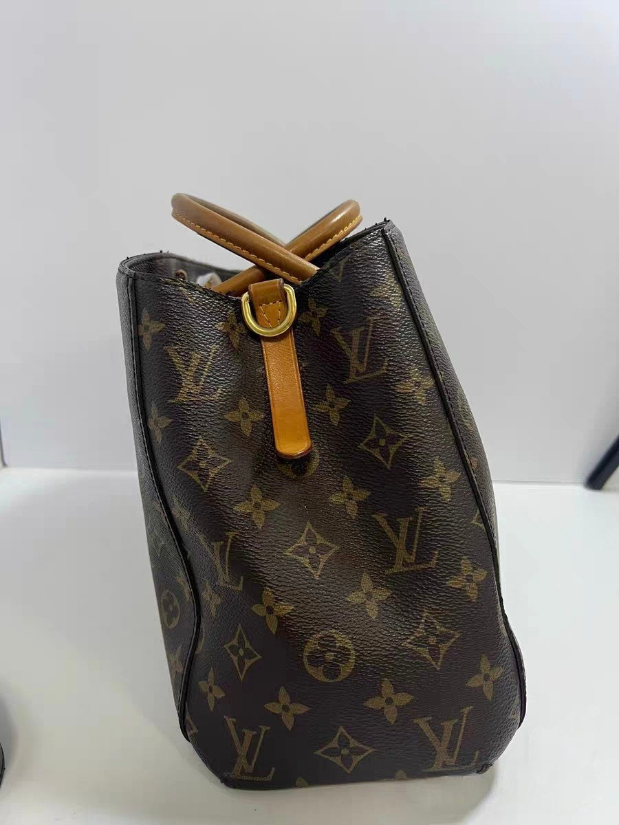 Louis Vuitton Montaigne MM Brown Monogram Canvas Handbag
