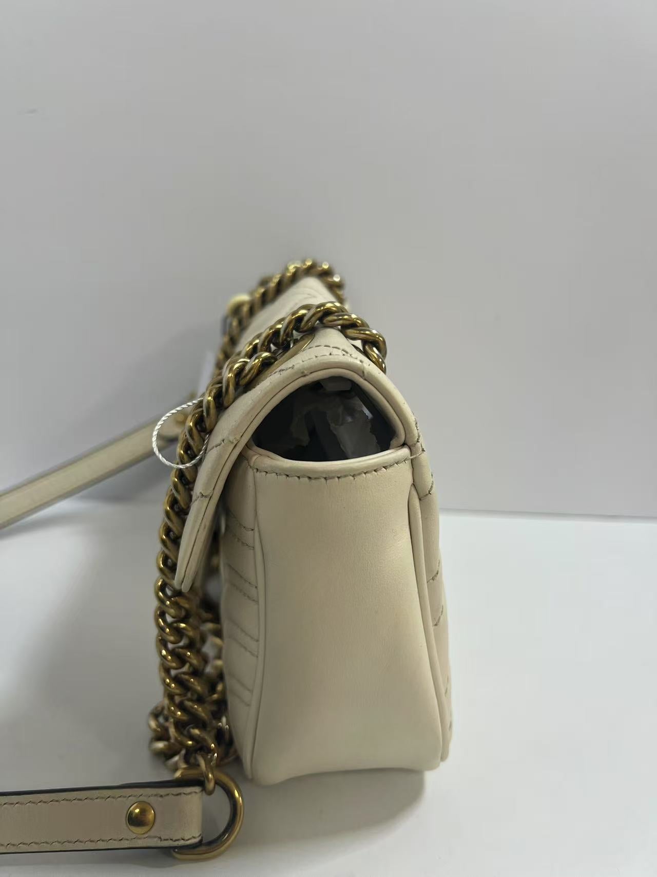 Gucci GG Marmont White Chevron-Quilted Leather Shoulder Bag