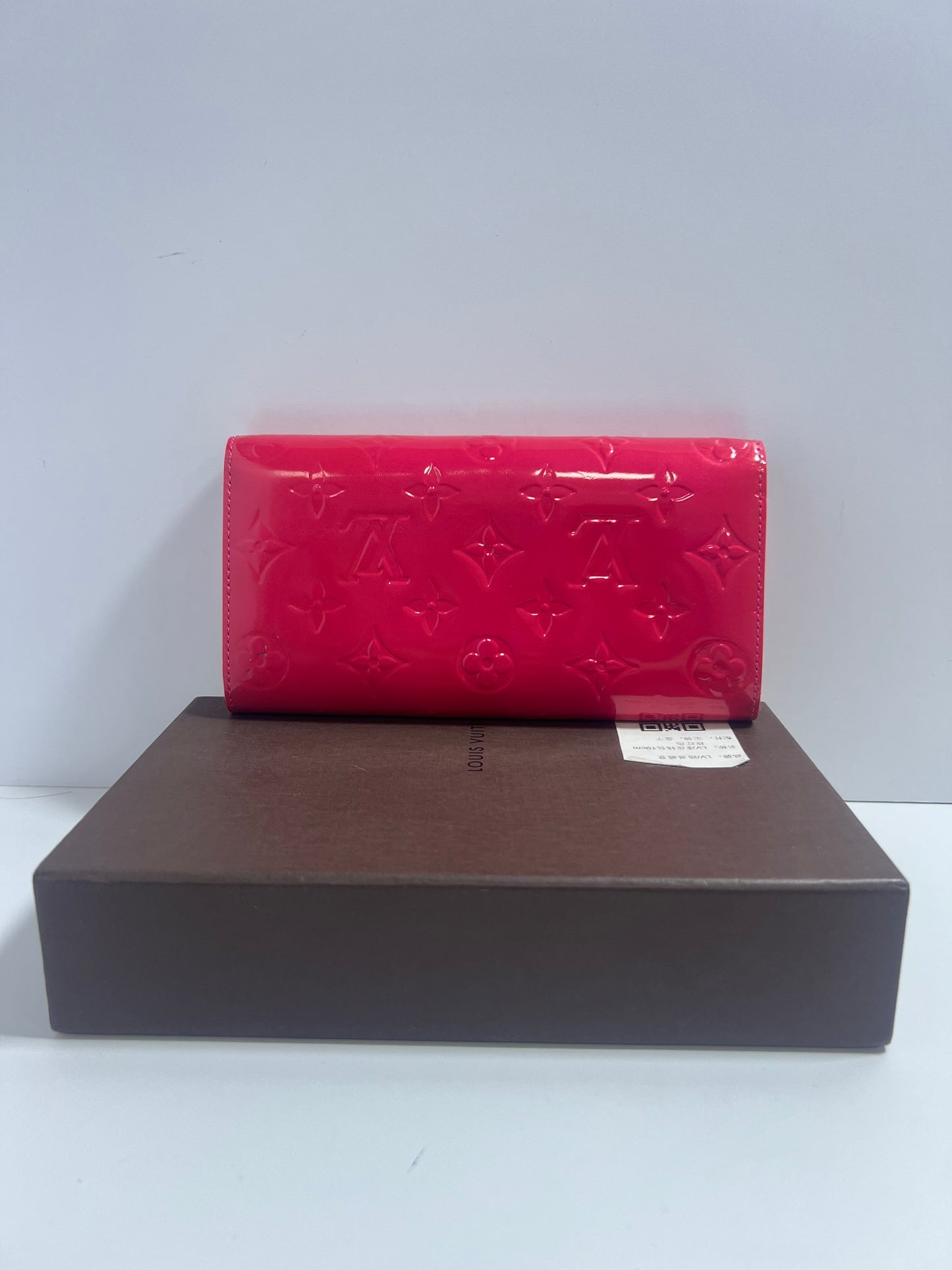 Louis Vuitton Sarah Pomme D'Amour Monogram Vernis Patent Leather Wallet