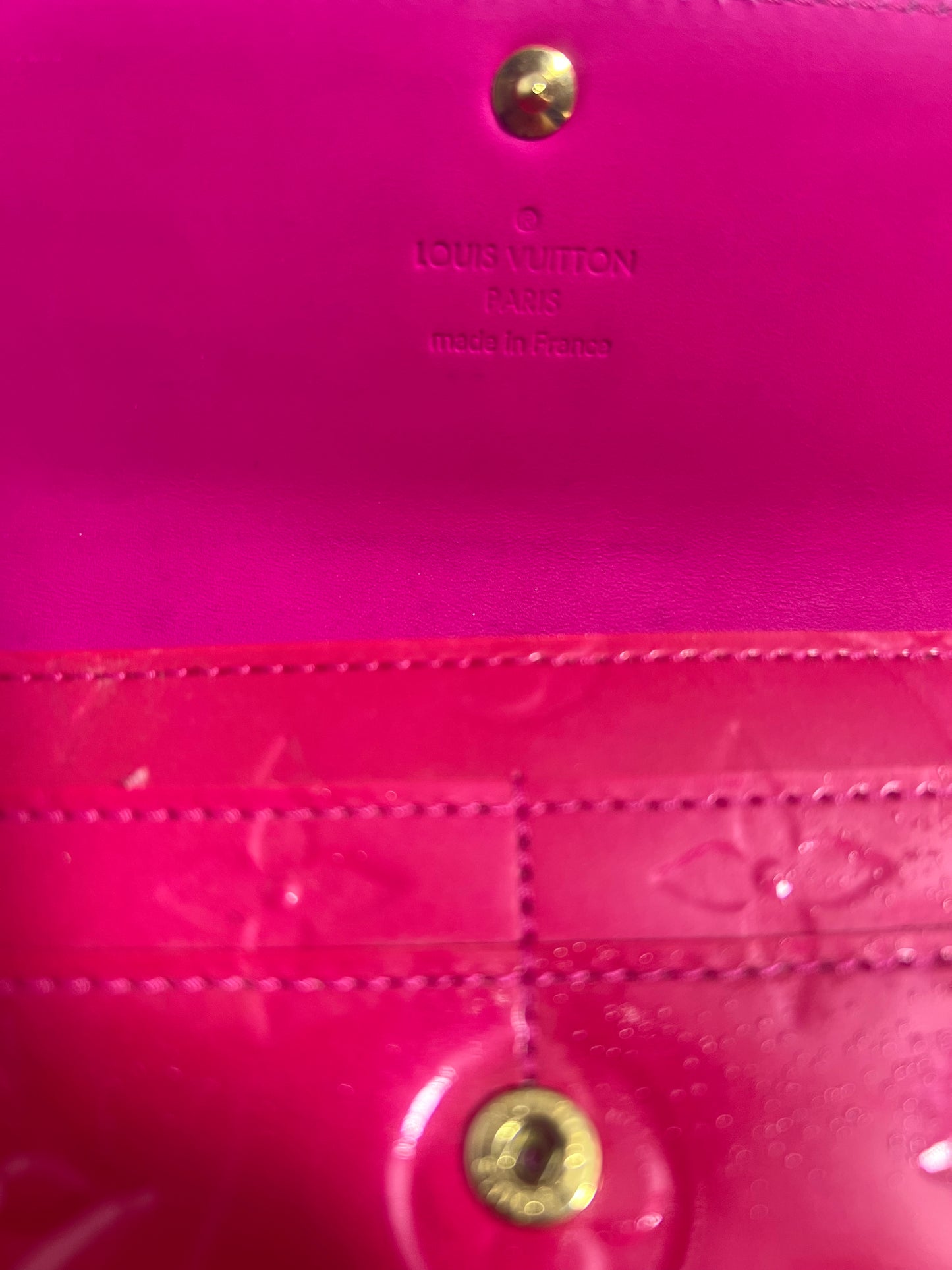 Louis Vuitton Sarah Pomme D'Amour Monogram Vernis Patent Leather Wallet