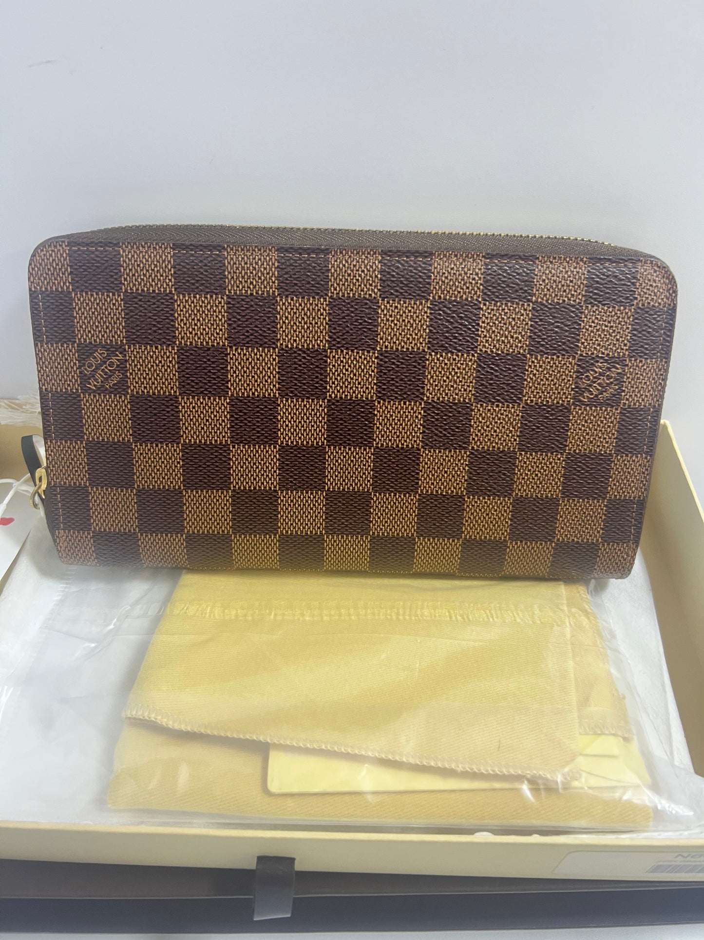 Louis Vuitton Zippy Organizer Damier Ebene Canvas Wallet