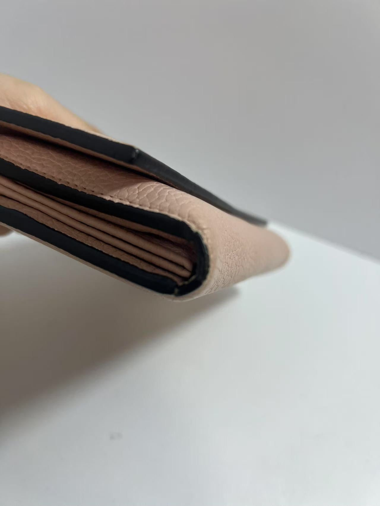 Gucci Blind for Love Blush Pink Pebbled Leather Snap Wallet