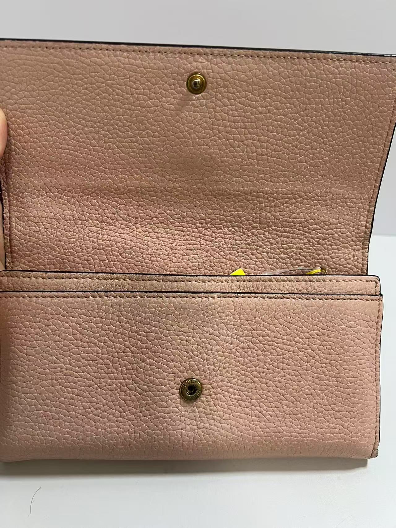 Gucci Blind for Love Blush Pink Pebbled Leather Snap Wallet