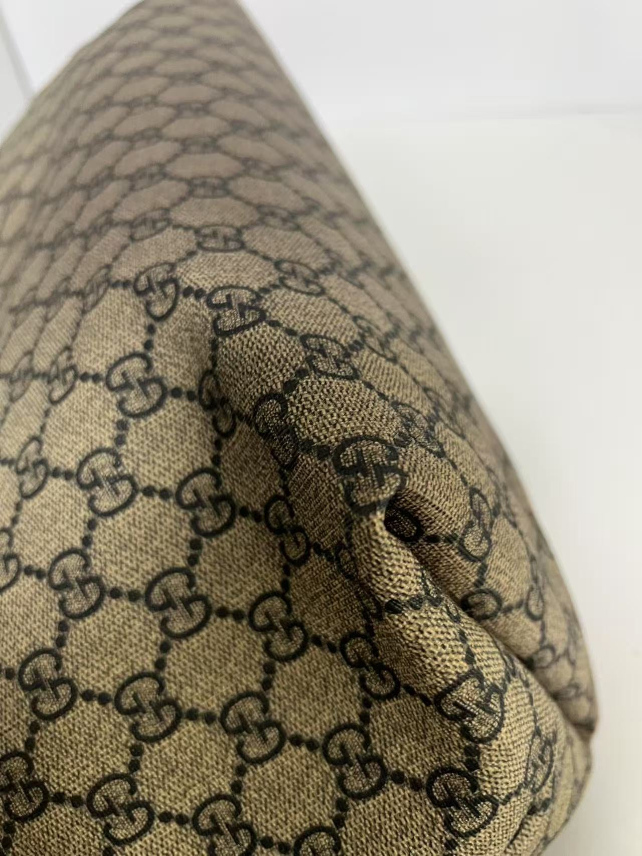Gucci Beige GG Supreme Canvas Large Tote Bag