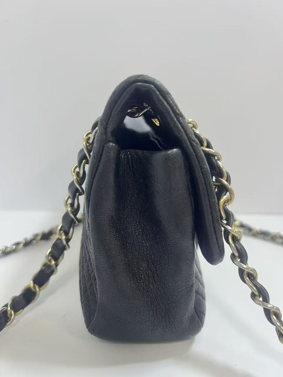 Chanel Black Chevron Quilted Leather Medium Flap Bag