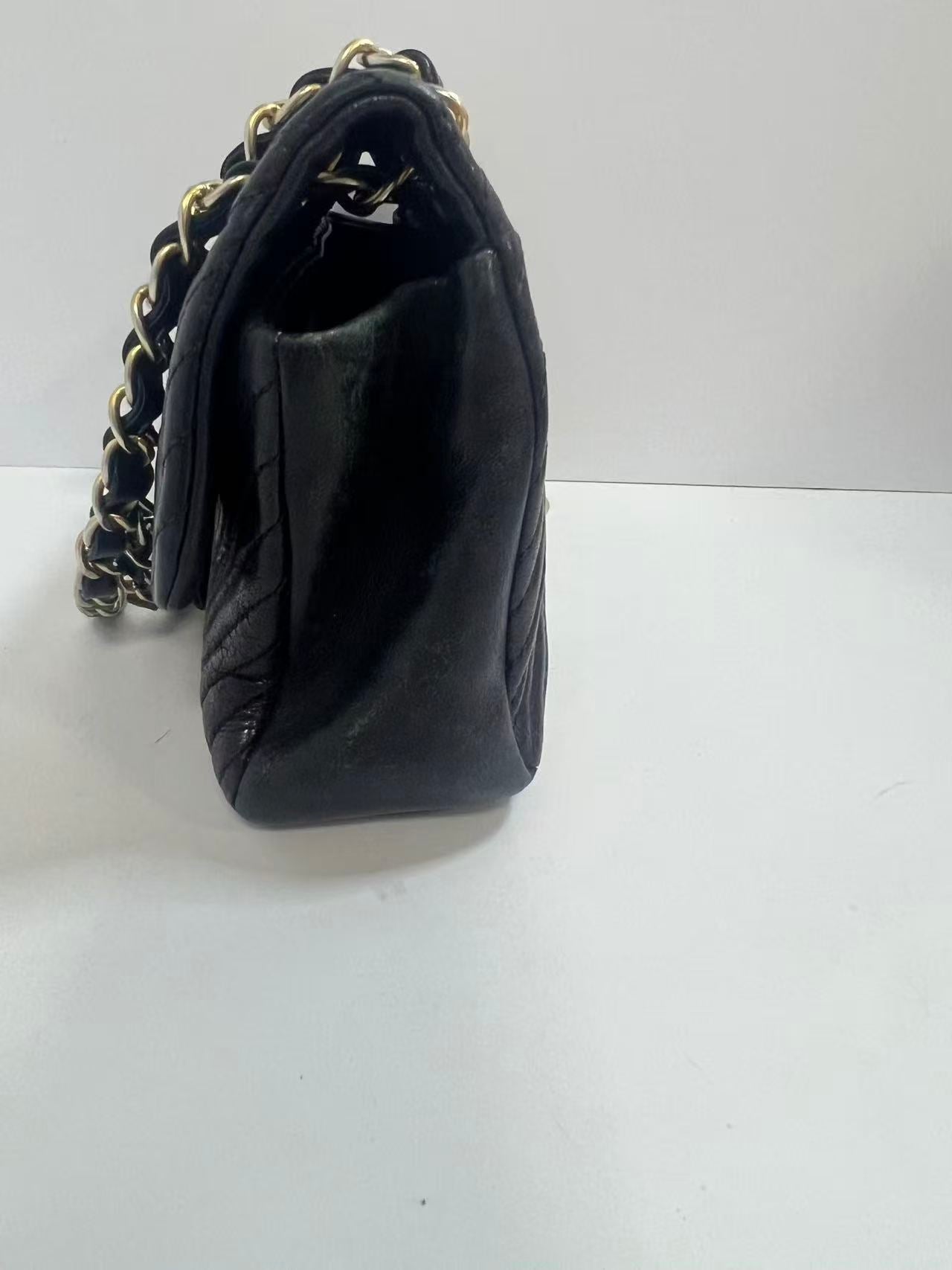 Chanel Black Chevron Quilted Leather Medium Flap Bag