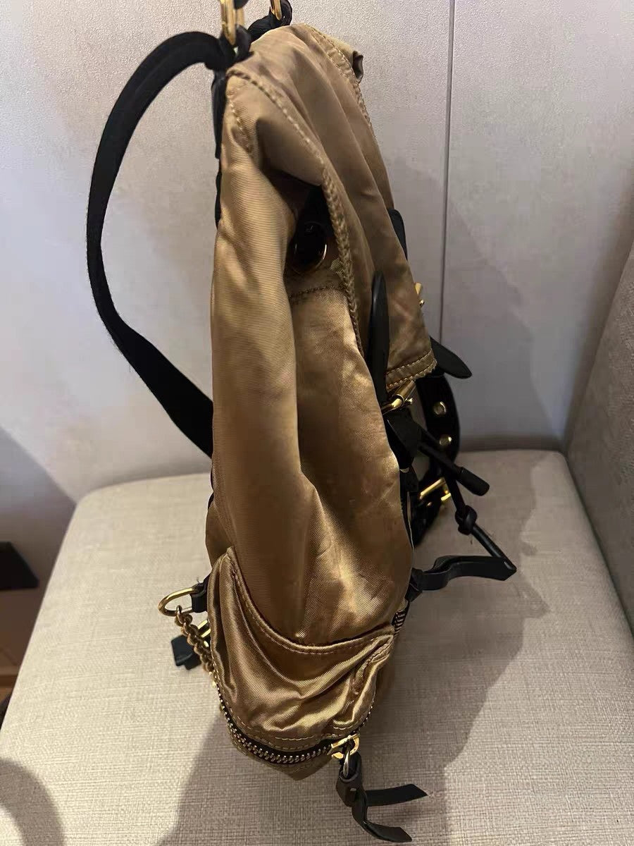 Louis Vuitton Croissant MM Monogram Canvas Shoulder Bag