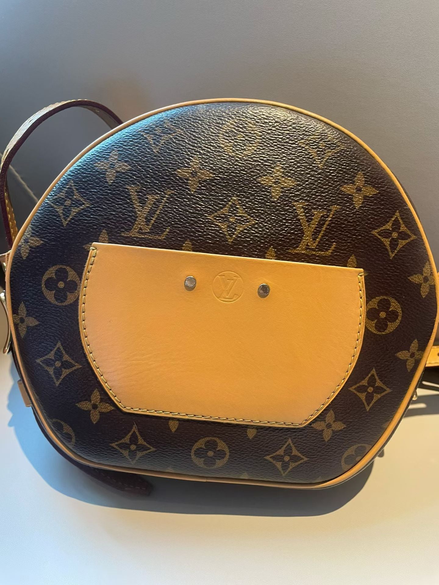 Louis Vuitton Boite Chapeau Souple MM Monogram Canvas Bag