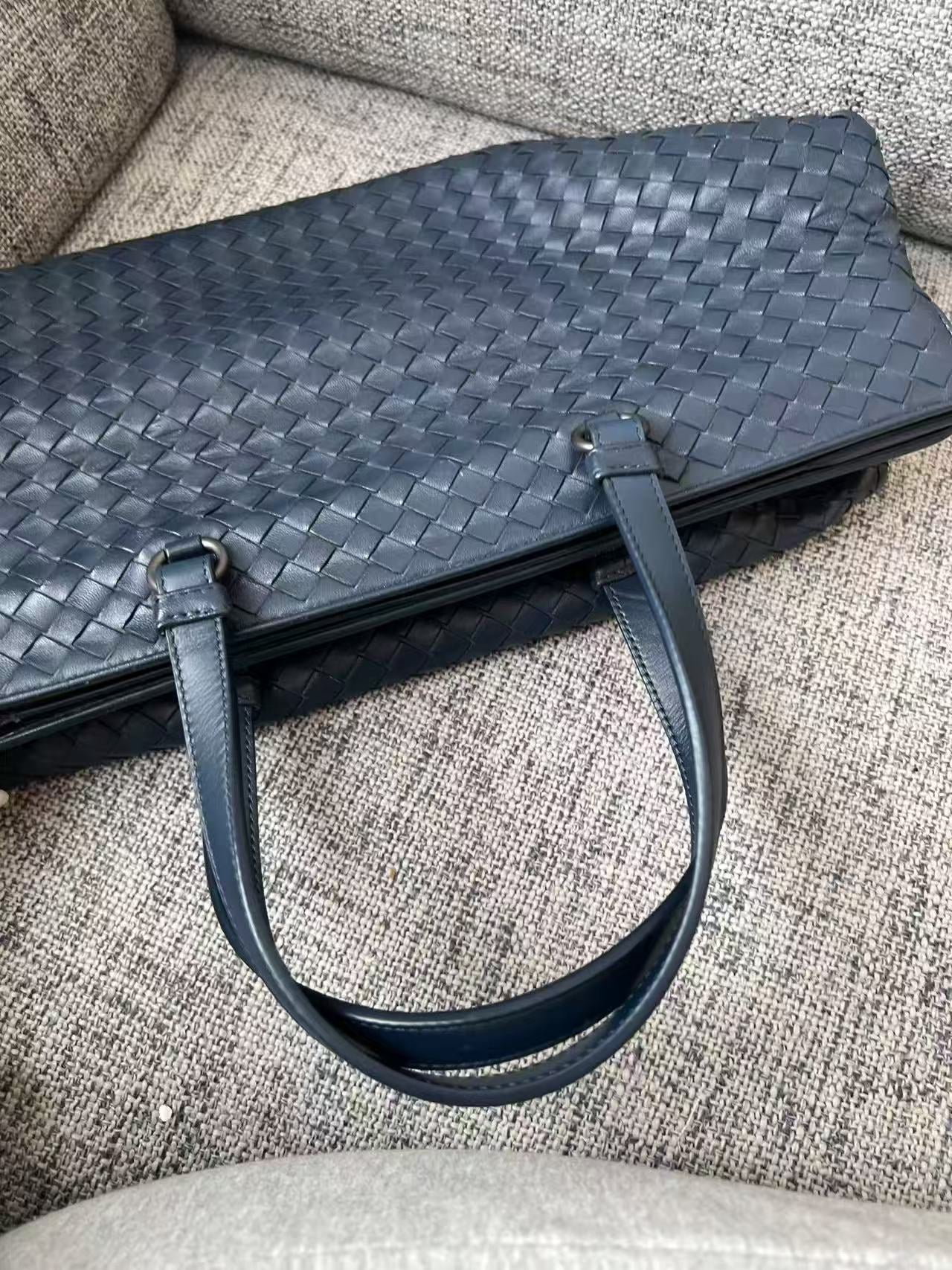 Bottega Veneta Large Intreccio Woven Leather Tote Bag