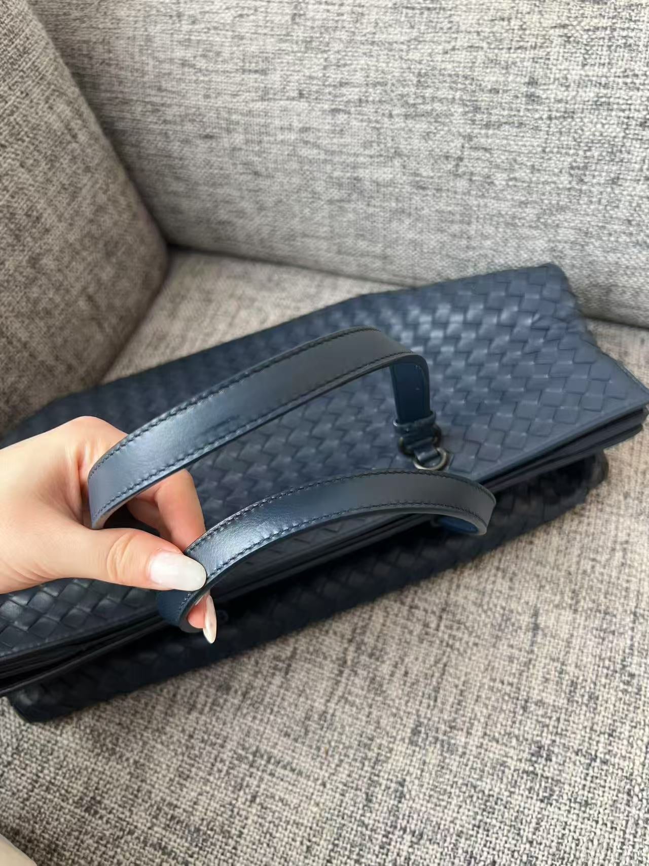 Bottega Veneta Large Intreccio Woven Leather Tote Bag