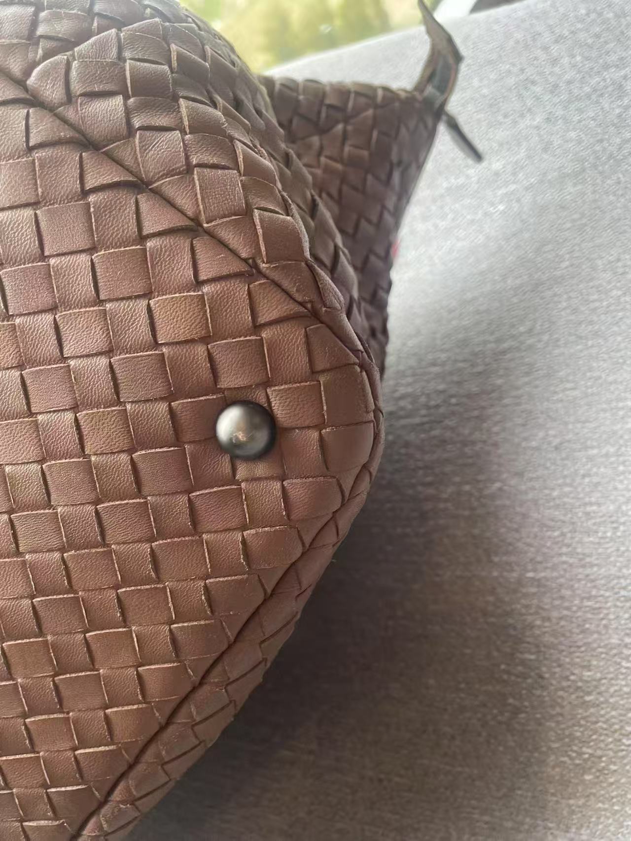 Bottega Veneta Medium Intreccio Woven Leather Tote Bag